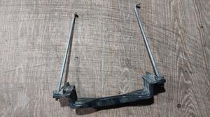 Кронштейн аккумулятора правый R G8 TOYOTA Hilux 74404-KK010