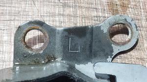 Петля капота L G7 TOYOTA Hilux 53420-0K100