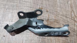 Петля капота L G7 TOYOTA Hilux 53420-0K100