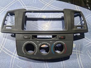 Рамка мультимедиа G7 TOYOTA Hilux 55412-0K150-B0