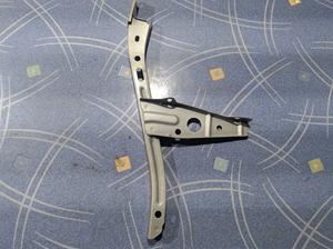 Кронштейн замка капота G7 TOYOTA Hilux 53208-0K010