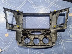 Рамка мультимедиа G7 TOYOTA Hilux 55412-0K150-B0