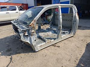 Крыша со стойками (кабина) G7 TOYOTA Hilux ---