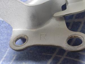 Петля капота R G7 TOYOTA Hilux 53410-0K100