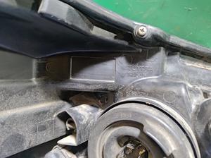 Фара передняя левая L G8 TOYOTA Hilux 81170-0K692