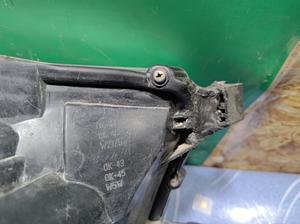 Фара передняя левая L G8 TOYOTA Hilux 81170-0K692