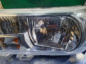 Фара передняя левая L G8 TOYOTA Hilux 81170-0K692