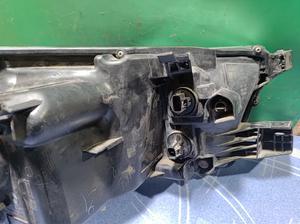 Фара передняя левая L G8 TOYOTA Hilux 81170-0K692