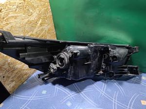 Фара передняя левая L G8 TOYOTA Hilux 81170-0K692