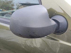 Зеркало боковое правое R RENAULT Duster 963018796R