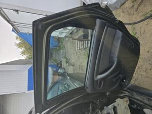 Дверь задняя правая R RENAULT Duster 821007807R