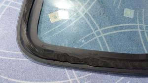 Стекло боковое заднее левое L RENAULT Duster 833071332R