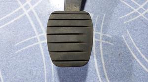 Педаль сцепления RENAULT Duster 465037621R