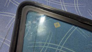 Стекло боковое заднее правое R RENAULT Duster 833068568R
