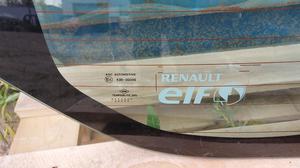 Стекло крышки багажника RENAULT Duster 903005981R
