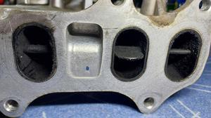 Коллектор впускной G8 TOYOTA Hilux 17101-0E020