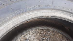 Комплект шин 285/60 R18 TOYOTA Land Cruiser 200 None