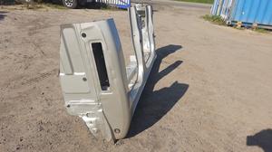 Боковая часть кабины порог стойка правая R G7 TOYOTA Hilux 61403-0K010