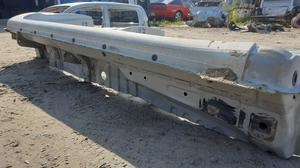 Боковая часть кабины порог стойка правая R G7 TOYOTA Hilux 61403-0K010