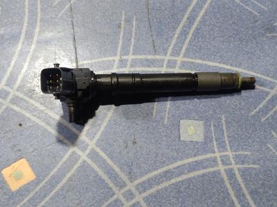 Форсунка топливная 2GD-FTV G8 TOYOTA HiluxTOYOTA Hilux 23670-08040