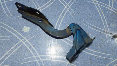 Петля капота правая R L200/5 MITSUBISHI L200 5905A180