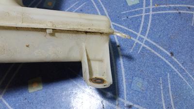 Бачок омывателя G7 TOYOTA Hilux 85315-0K010