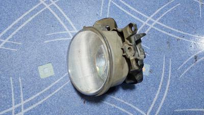 Фара противотуманная правая R G8 TOYOTA Hilux 81210-0D110