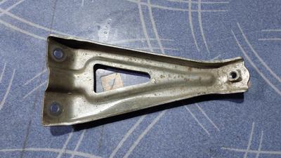 Кронштейн интеркулера №2 G7 TOYOTA Hilux 17946-30070