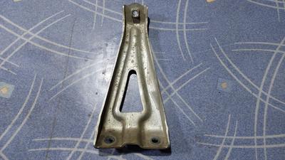 Кронштейн интеркулера №2 G7 TOYOTA Hilux 17946-30070