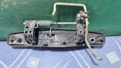 Ручка двери внешняя задняя правая R RENAULT Duster 806068777R