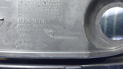 Накладка консоли центральной RENAULT Duster 969172523R