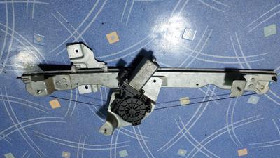 Стеклоподъёмник двери передней левой L RENAULT Duster 8200733829