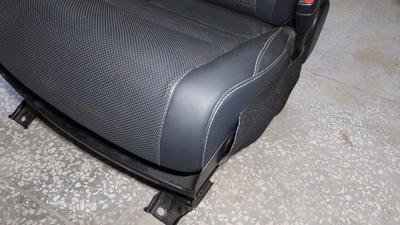 Сидение переднее правое R LEXUS RX300 None