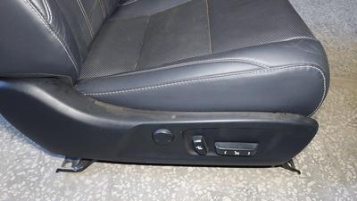 Сидение переднее правое R LEXUS RX300 None