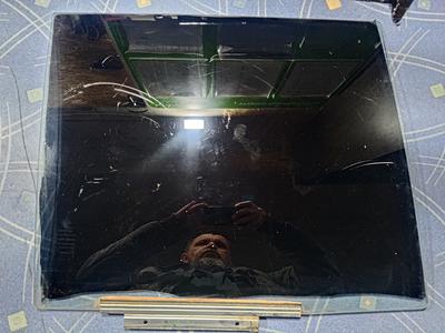 Стекло двери задней правой R G8 TOYOTA Hilux 68113-0K240