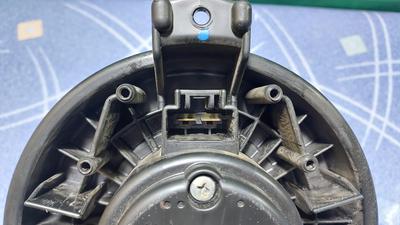 Мотор печки G8 TOYOTA Hilux 87103-0K390