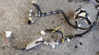 Проводка подторпедная 2GD-FTV МКПП G8 TOYOTA Hilux 82138-KKJ02