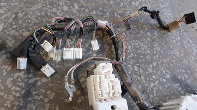 Проводка подторпедная 2GD-FTV МКПП G8 TOYOTA Hilux 82138-KKJ02