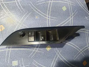Блок управления стеклоподъёмниками передний левый L G8