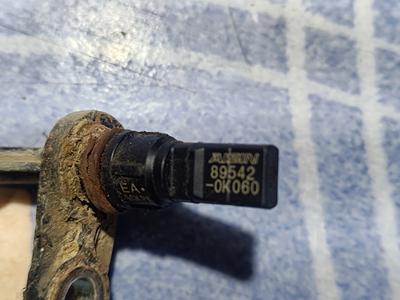Датчик ABS передний правый (R) G8 TOYOTA Hilux 89542-0K060