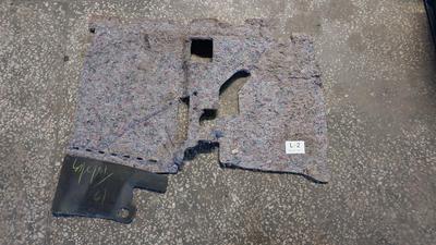 Утеплитель пола передний правый R G8 TOYOTA Hilux 58563-0K130
