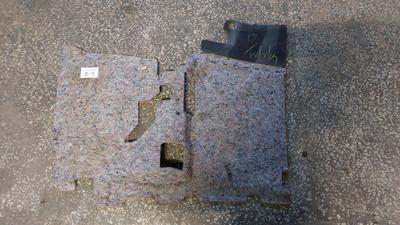 Утеплитель пола передний правый R G8 TOYOTA Hilux 58563-0K130