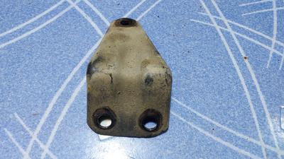 Кронштейн турбины 2KD-FTV G7 TOYOTA Hilux 17293-0L050