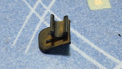 Фиксатор держателя капота G8 TOYOTA Hilux 53452-0K020