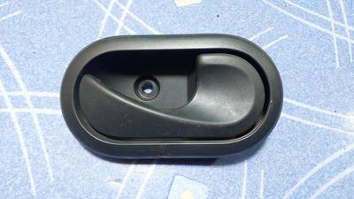 Ручка двери внутренняя правая RENAULT Duster 8200733847