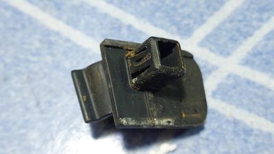 Фиксатор держателя капота G8 TOYOTA Hilux 53452-0K020