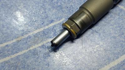 Форсунка топливная 2GD-FTV G8 TOYOTA Hilux 23670-0E020