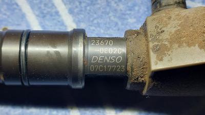 Форсунка топливная 2GD-FTV G8 TOYOTA Hilux 23670-0E020