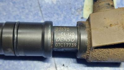 Форсунка топливная 2GD-FTV G8 TOYOTA Hilux 23670-0E020