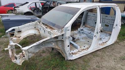 Кабина G8 TOYOTA Hilux 63111-KK010